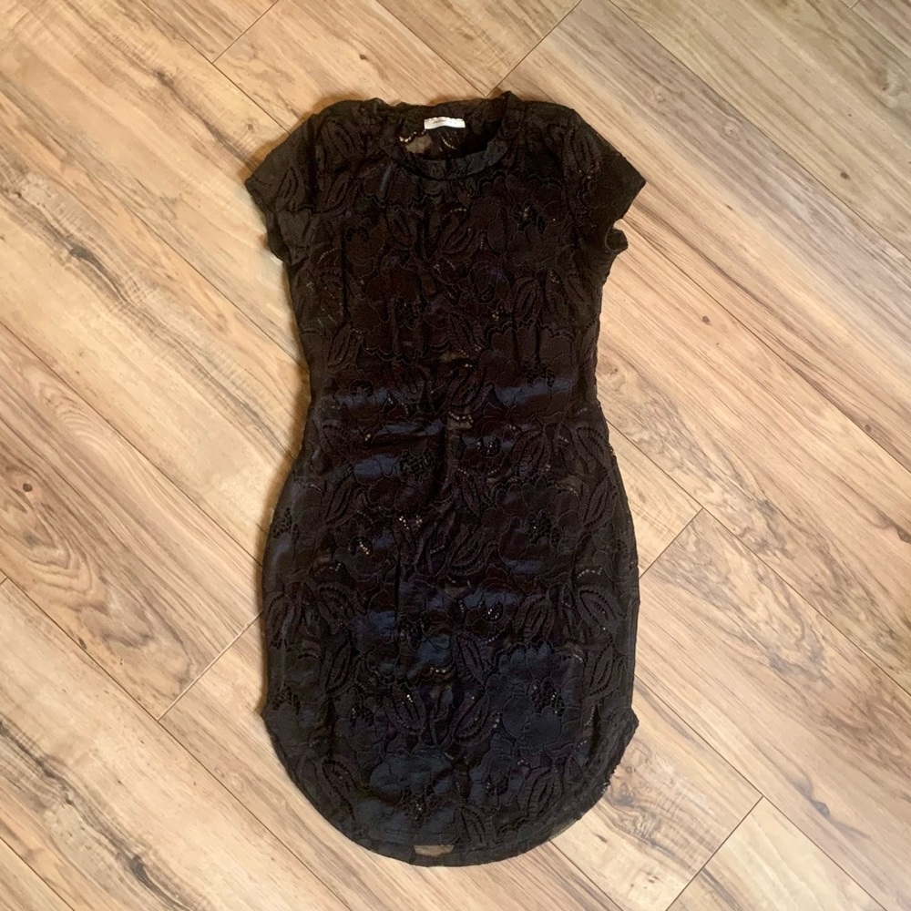 Dress bundle ~ small - Picture 2 of 7